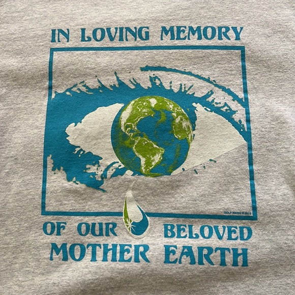 NWT GOLF Mother Earth Tee - Picture 2 of 4